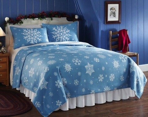 blue snowflake bedding blanket